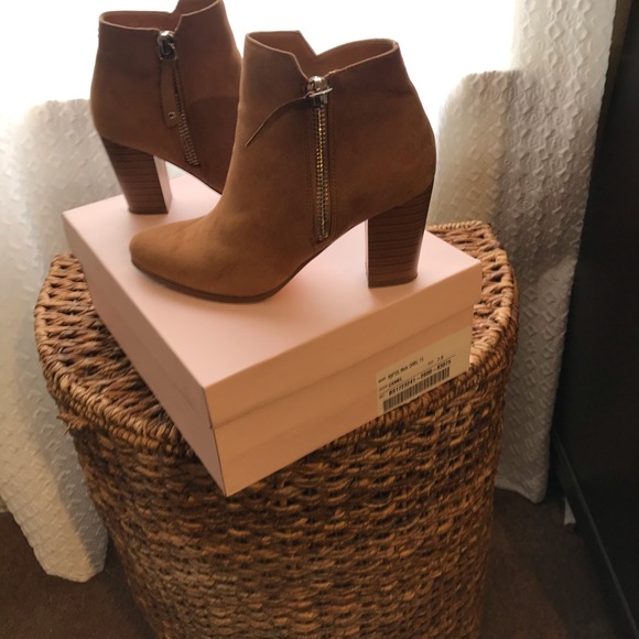 Just Fab camel booties - Picture 2 of 6